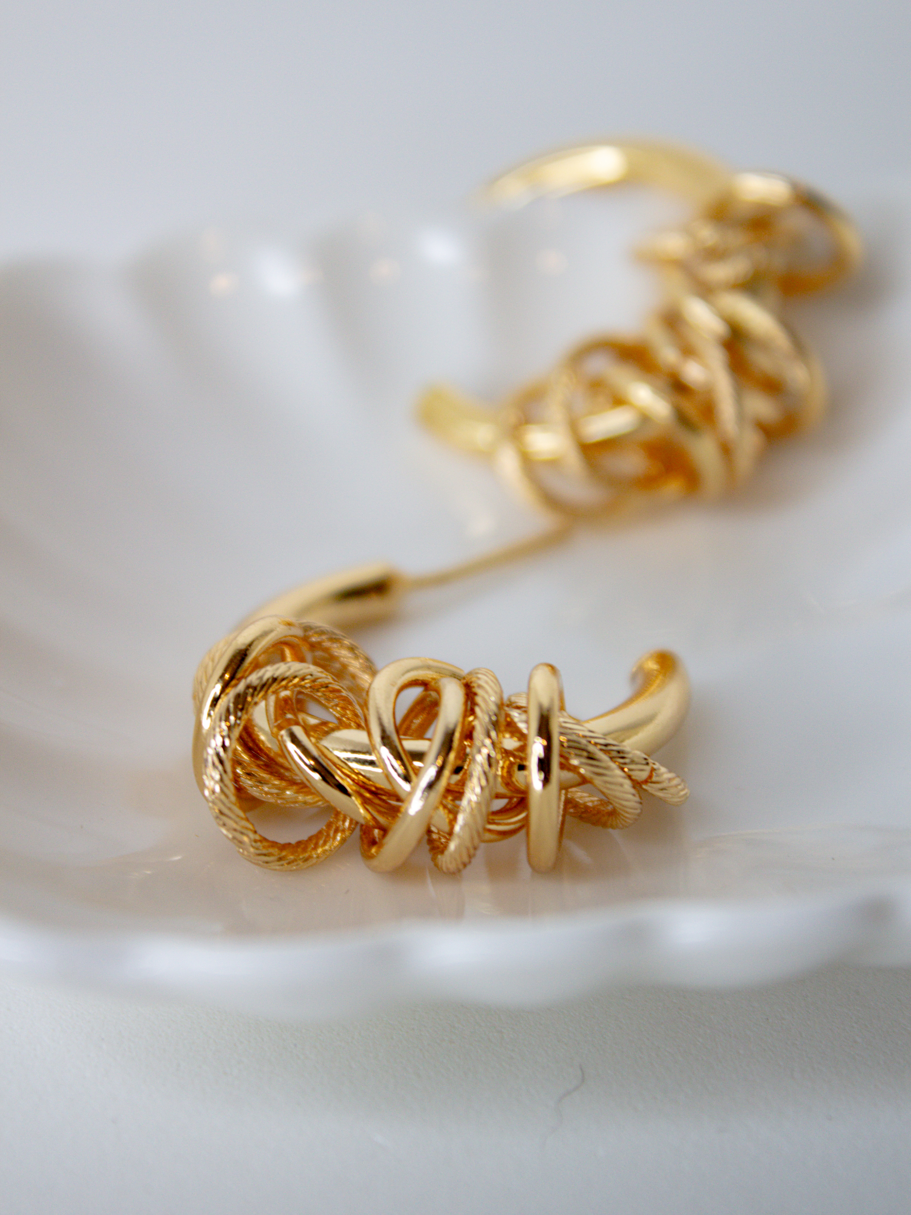 Brinco Folheado - Mil correntes | Ouro 18k